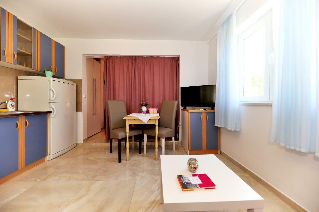 Apartments Anka Ртина Экстерьер фото